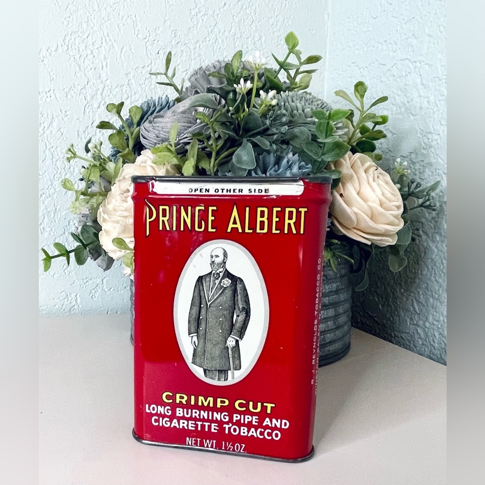 Vintage Mid-Century Prince Albert 1.5 oz Tobacco Tin